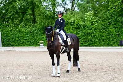Erstplazierte Janina Kahl mit Emiliano bei der Dressurprüfung Klasse S*** in Ludwigsburg 2022