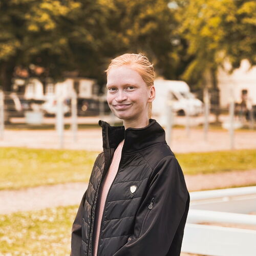 Greta Dekinger – Reitunterricht Schulbetrieb