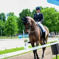 Anja Plönzke mit Tannenhof's Fahrenheit bei der Dressurprüfung Klasse S*** in Ludwigsburg 2022